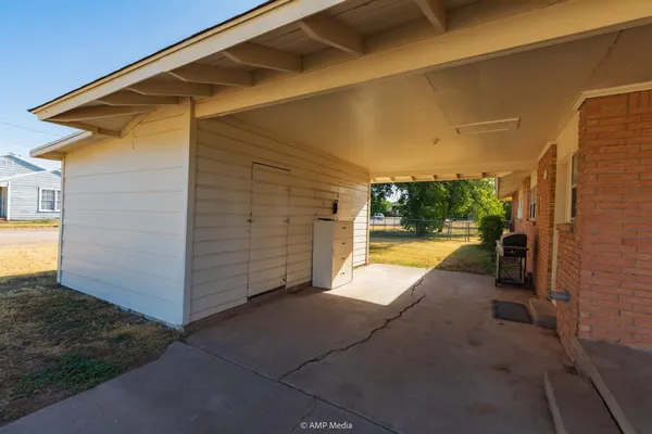 $159,000 | 451 Northwest Ave F, Hamlin, TX 79520