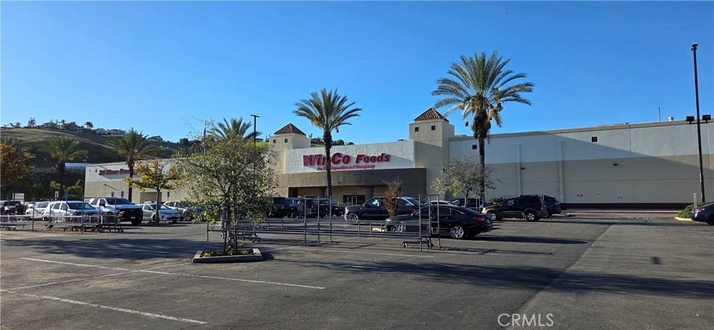4 Country Mile Road Phillips Ranch, CA 91766 - Photo 17 of 24 Winco Supermarket is next door.
