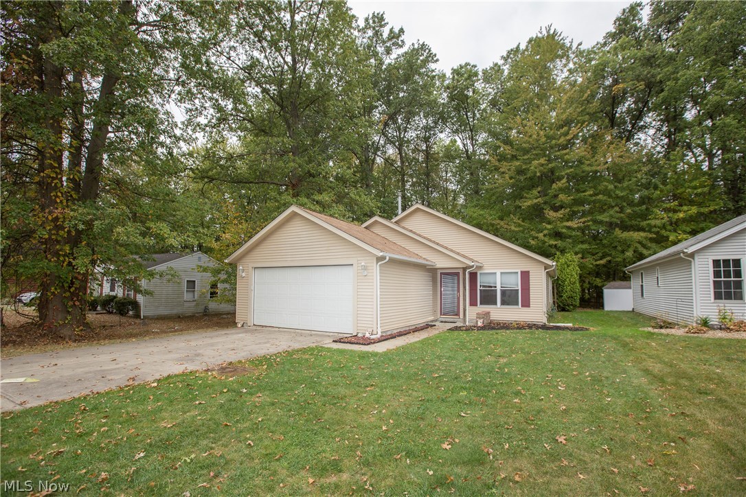 5244 Main Avenue North Ridgeville, OH 44039 - Photo 1 of 32