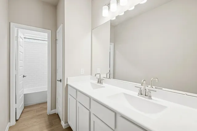 $530,430 | 6918 Nichols Landing, Needville, TX 77461