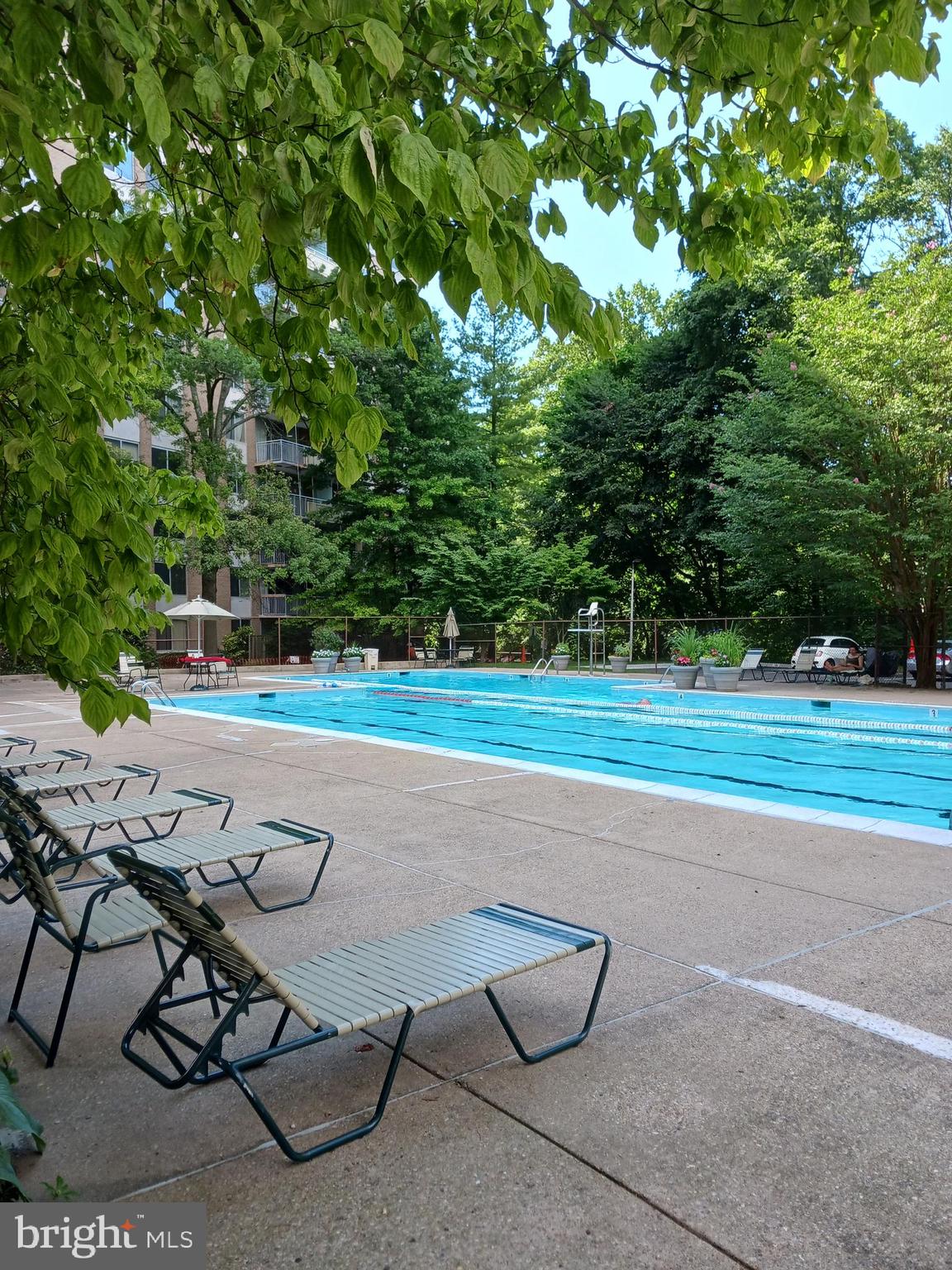 2939 Van Ness Street Northwest, Unit 1126 Washington, DC 20008 - Photo 20 of 31 a view of a tennis court