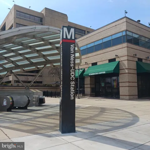 a view of entryway front of house