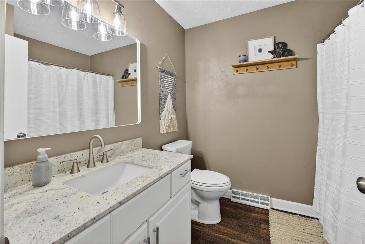 6137 Upper Ridge Way Roscoe, IL 61073 - Photo 29 of 48
