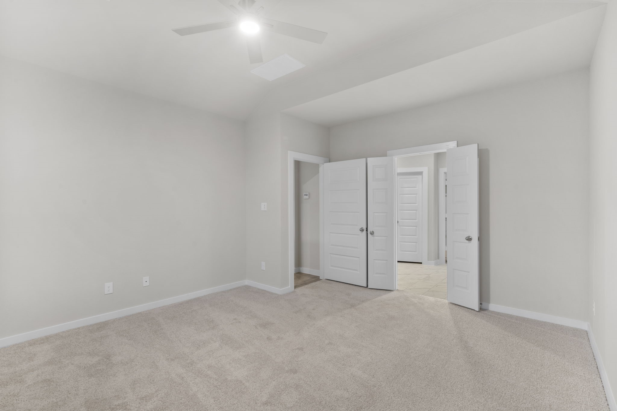 3015 Boulder Ridge Drive Rosenberg, TX 77471 - Photo 15 of 34 a view of an empty room