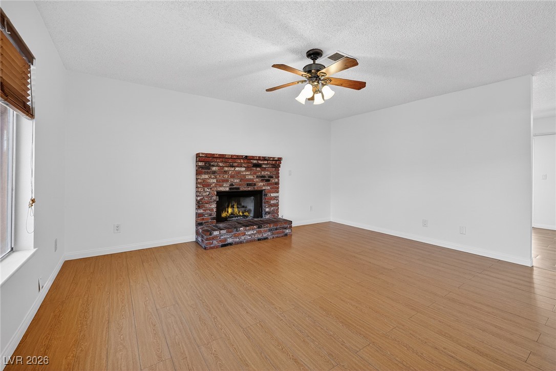 616 Hidden Valley Drive Henderson, NV 89002 - Photo 8 of 34