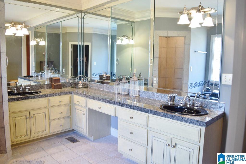 7210 Crown Ridge Drive Trussville, AL 35173 - Photo 12 of 45