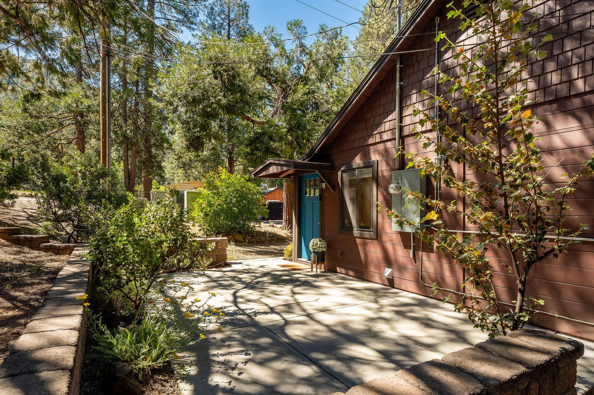 54970 Daryll Road Idyllwild, CA 92549 - Photo 6 of 35 54970DaryllRd-7