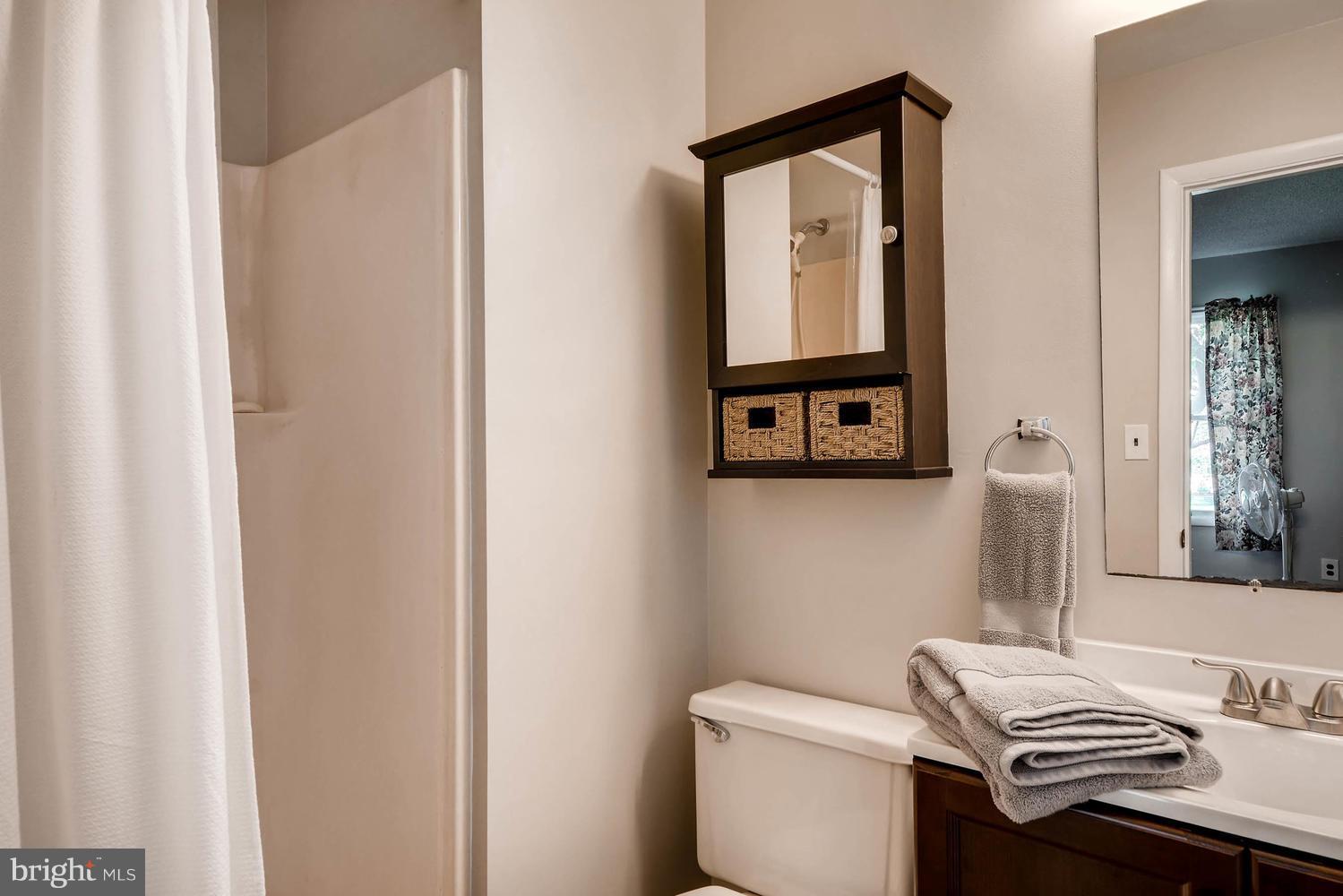 704 Remington Road Fallston, MD 21047 - Photo 23 of 30 Bath (master)