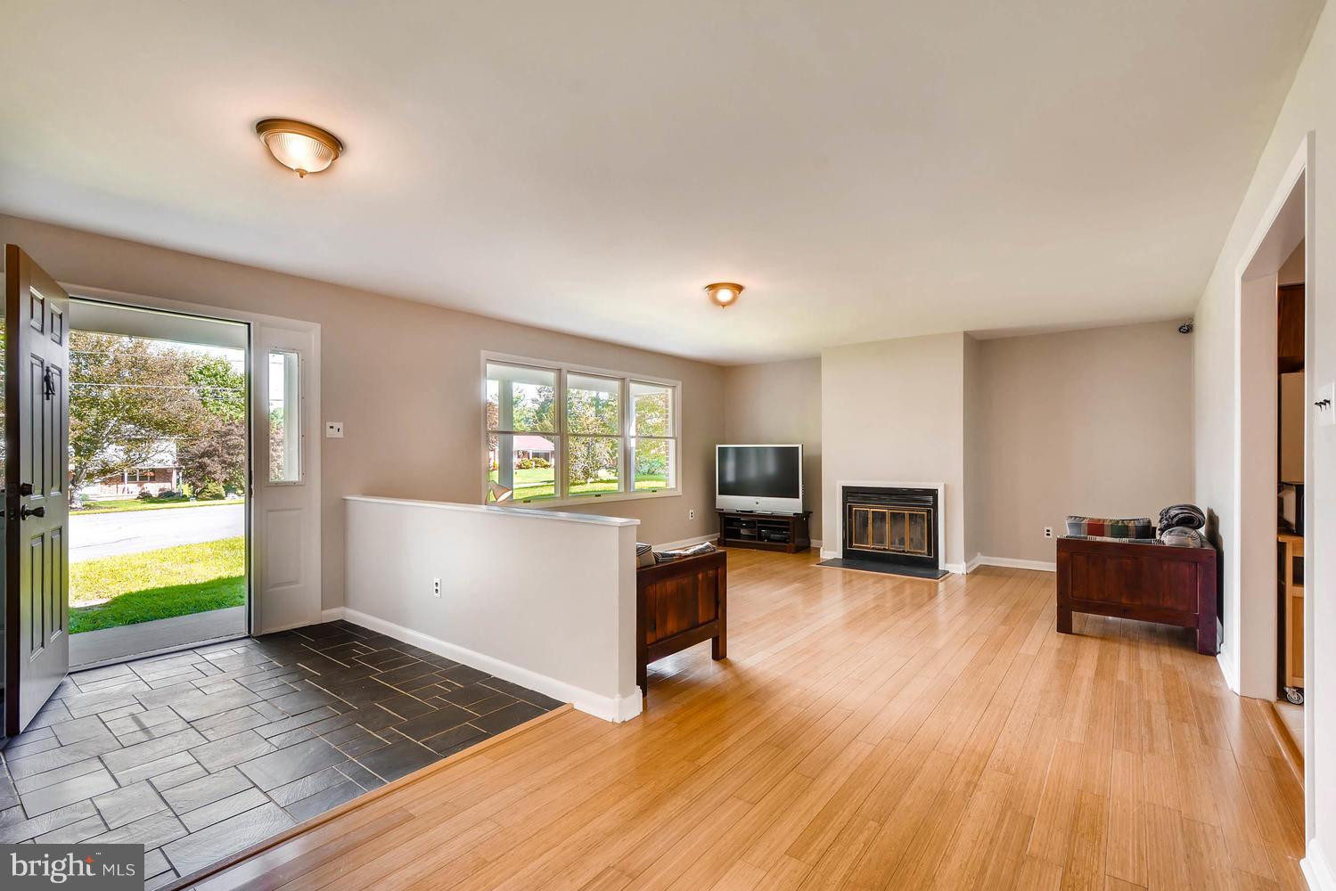 704 Remington Road Fallston, MD 21047 - Photo 7 of 30 Living Room