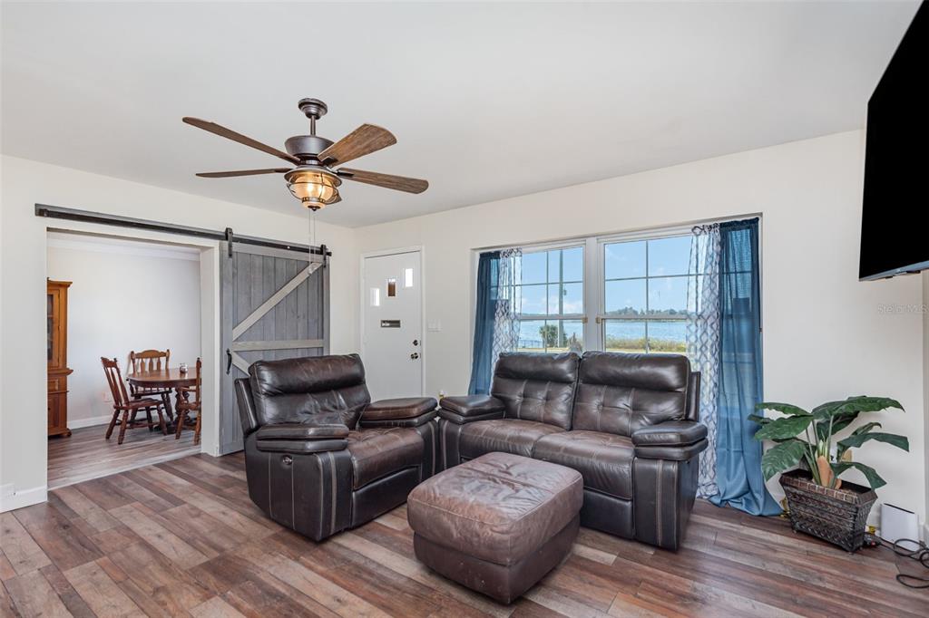 404 Grand Rondo East Crescent City, FL 32112 - Photo 6 of 32