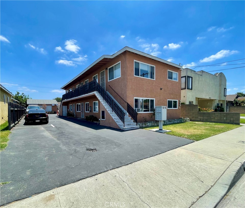 9716 Laurel Street, Unit 2 Bellflower, CA 90706 - Photo 11 of 15 Gallery Image 11