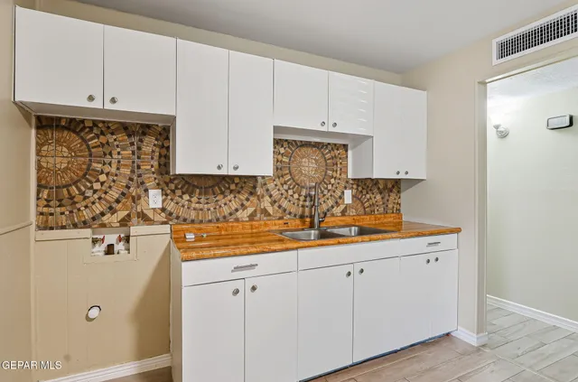 $199,950 | 310 Kelvin Avenue, El Paso, TX 79915