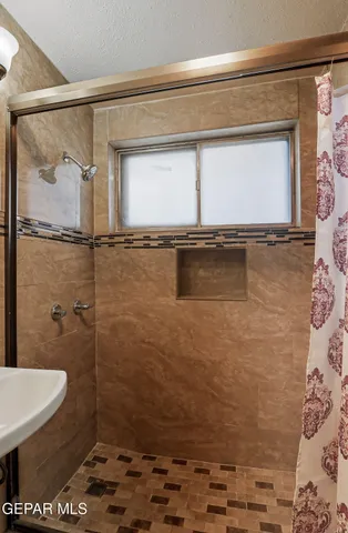 $199,950 | 310 Kelvin Avenue, El Paso, TX 79915