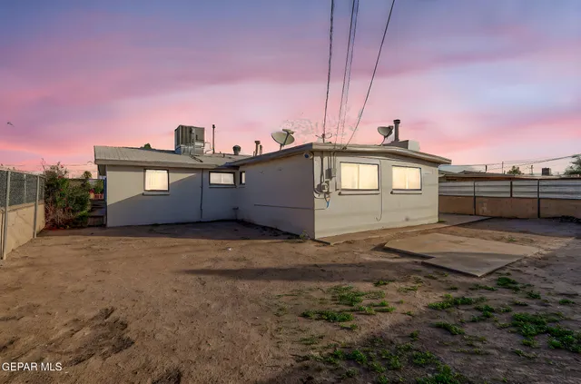 $199,950 | 310 Kelvin Avenue, El Paso, TX 79915