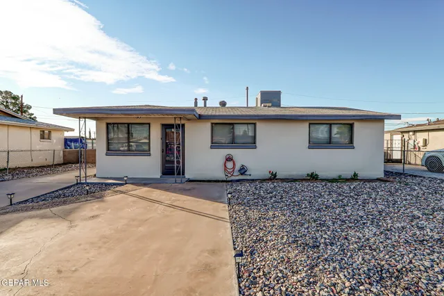 $199,950 | 310 Kelvin Avenue, El Paso, TX 79915