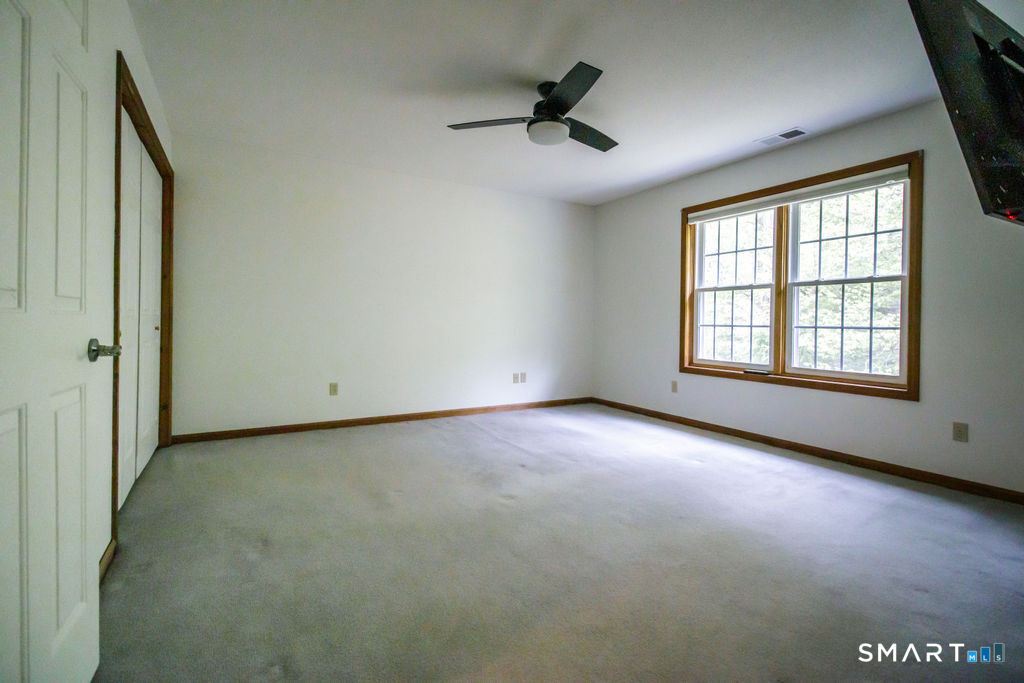 402 Larkspur Farm Road, Unit 34 Torrington, CT 06790 - Photo 15 of 31