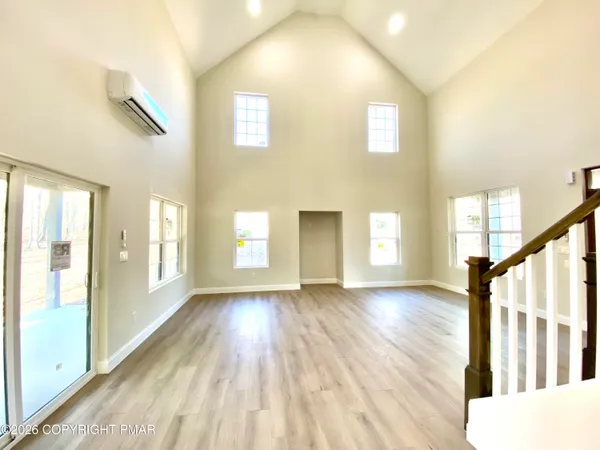 $585,000 | 1109 North Rocky Mountain Drive, Effort, PA 18330