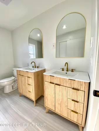 $585,000 | 1109 North Rocky Mountain Drive, Effort, PA 18330