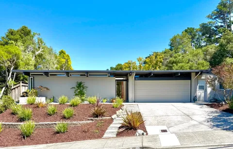 $3,290,000 | 40 Roxbury Lane, San Mateo, CA 94402