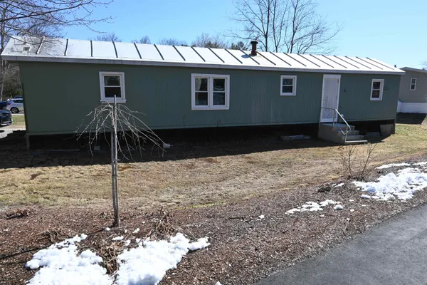 $64,900 | 173 Preston Street, Hillsborough, NH 03244