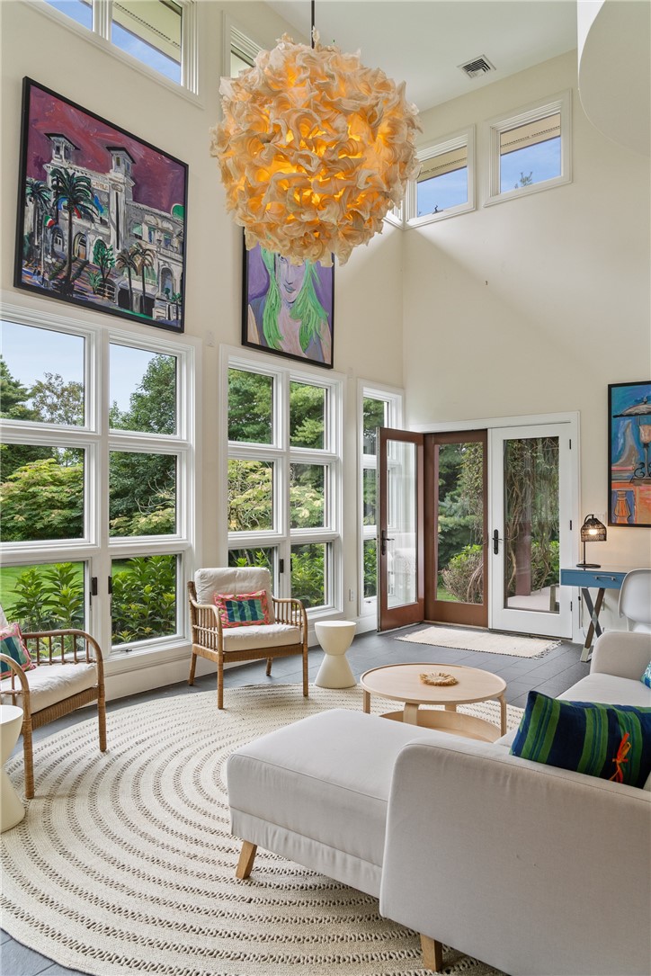 175 Ruggles Avenue Newport, RI 02840 - Photo 13 of 33