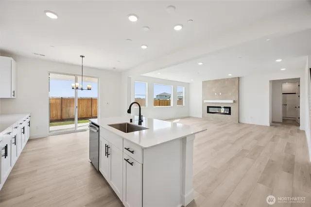 $1,024,990 | 2209 Oak Court, Unit 9, Milton, WA 98354