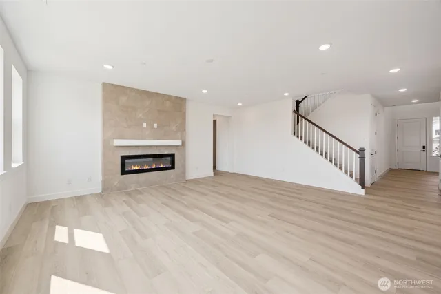 $1,024,990 | 2209 Oak Court, Unit 9, Milton, WA 98354