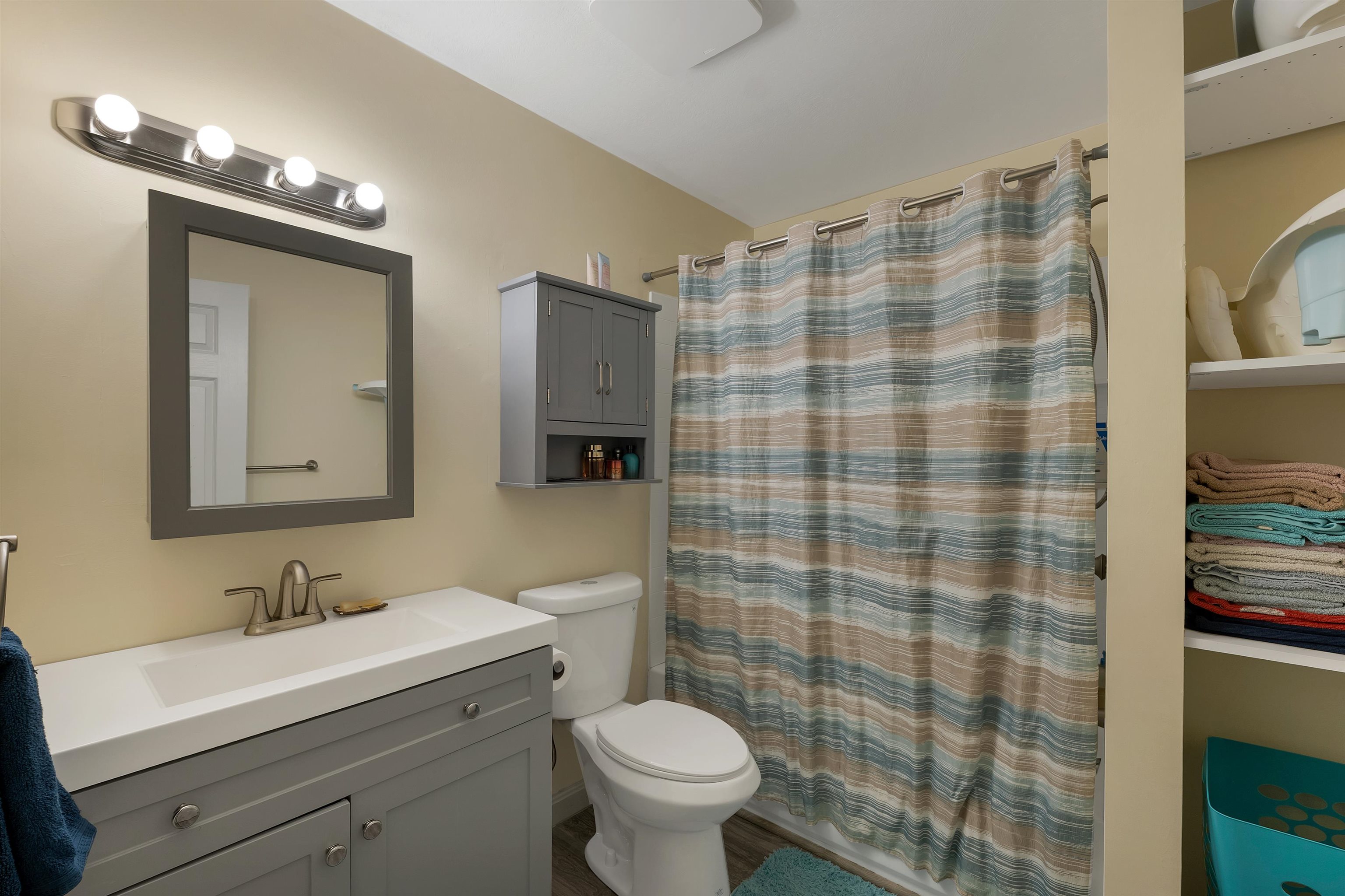 221 Webster Road, Unit 12B Conway, NH 03813 - Photo 23 of 27