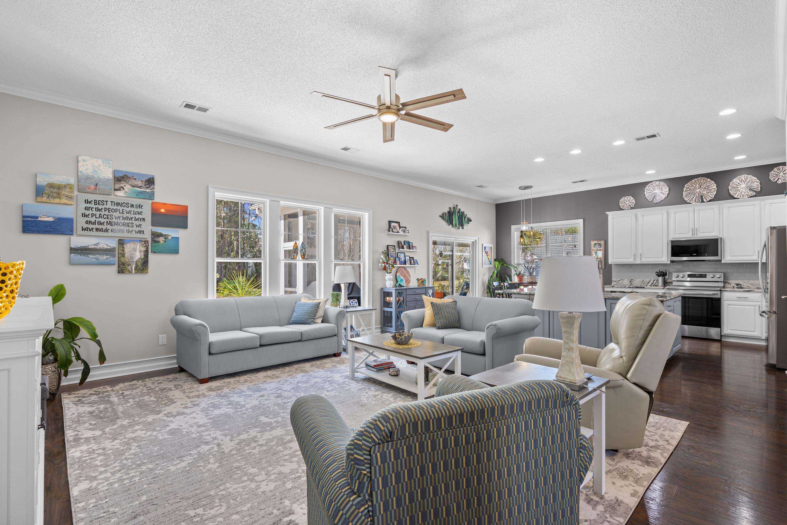 6 Guillemont Court Murrells Inlet, SC 29576 - Photo 4 of 38