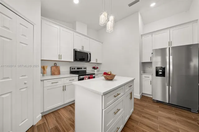 $380,000 | 6724 Heavitree Drive, Sebring, FL 33876