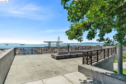 $738,000 | 51 Innes Court, Unit 204, San Francisco, CA 94124