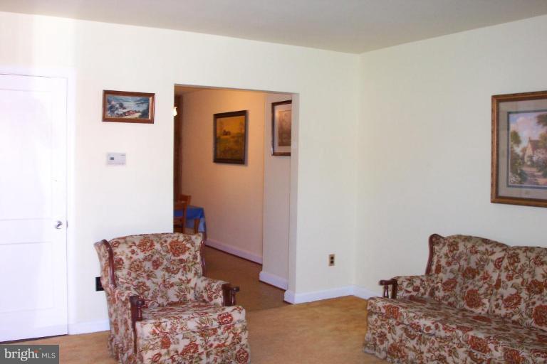 2120 Redthorn Road Middle River, MD 21220 - Photo 3 of 12 Living Room