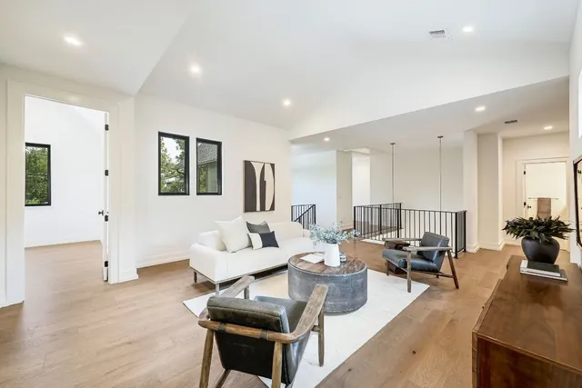 $2,075,000 | 1705 Cullen Avenue, Austin, TX 78757