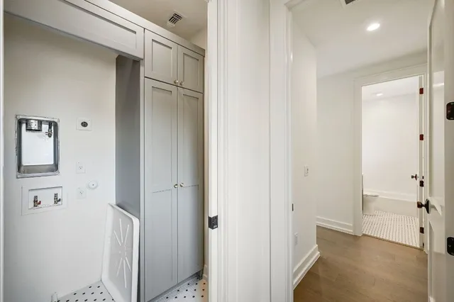 $2,075,000 | 1705 Cullen Avenue, Austin, TX 78757