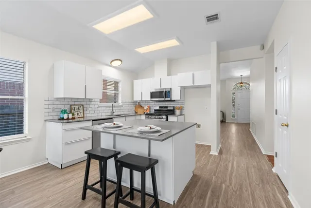 $415,000 | 8430 Alvin High Lane, Austin, TX 78729