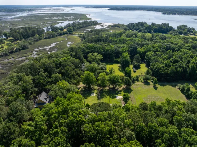 $997,850 | 6434 St Anthony Drive, Meggett, SC 29449