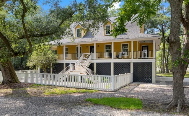 $997,850 | 6434 St Anthony Drive, Meggett, SC 29449