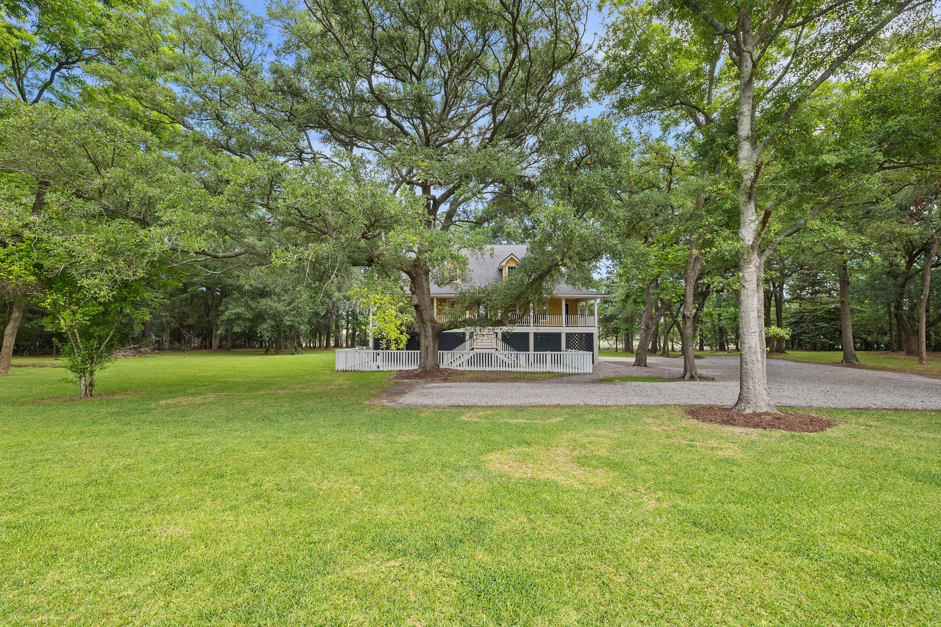 6434 St Anthony Drive Meggett, SC 29449 - Photo 7 of 48 327A1637