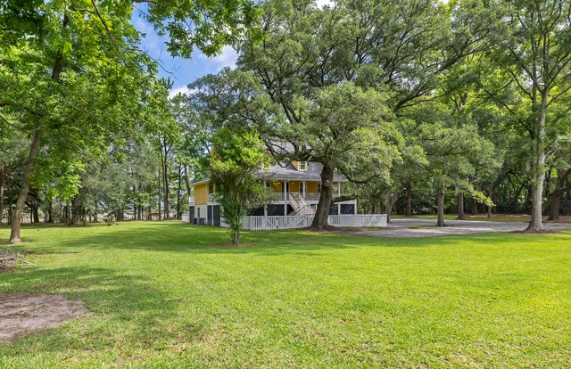 $997,850 | 6434 St Anthony Drive, Meggett, SC 29449