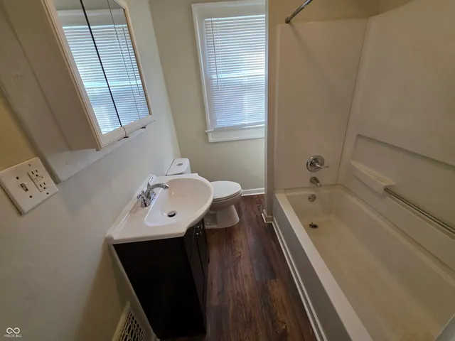 $975 | 316 North Denny Street, Indianapolis, IN 46201