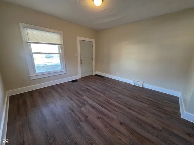 $975 | 316 North Denny Street, Indianapolis, IN 46201