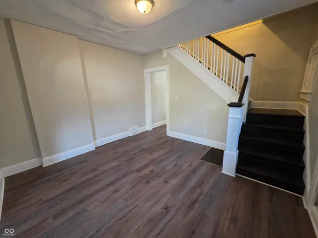 $975 | 316 North Denny Street, Indianapolis, IN 46201