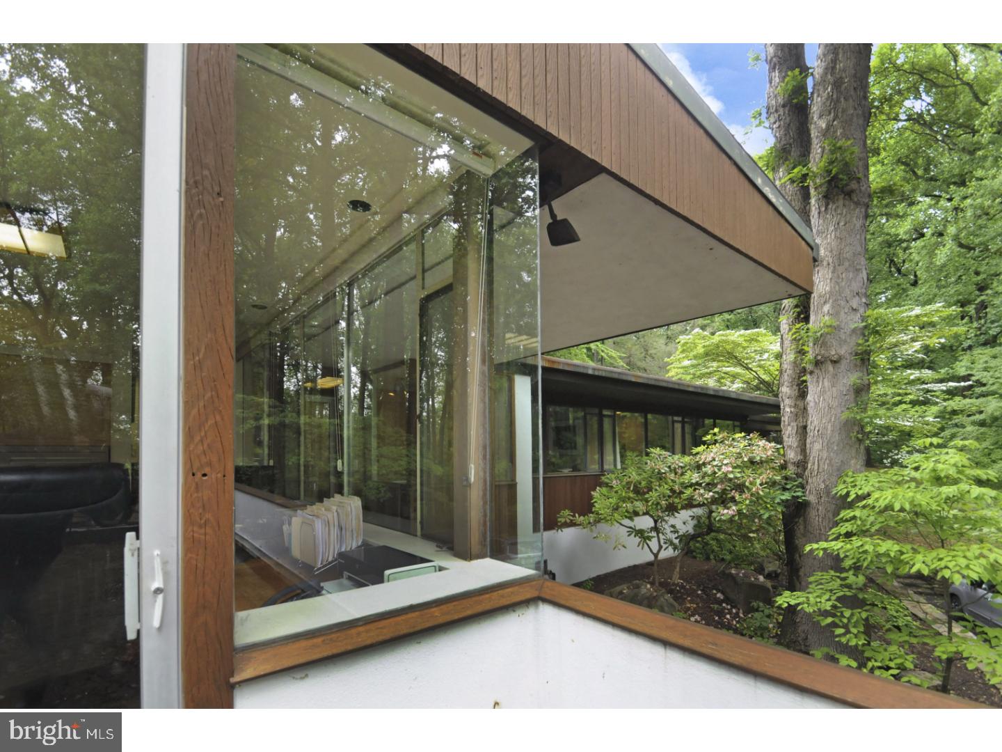 2860 Paper Mill Road Huntingdon Valley, PA 19006 - Photo 3 of 25