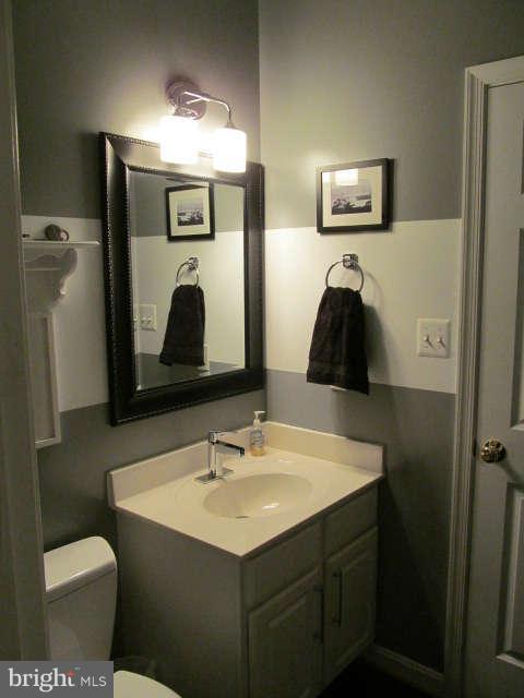 8054 Leeds Manor Road Marshall, VA 20115 - Photo 19 of 27 Bath