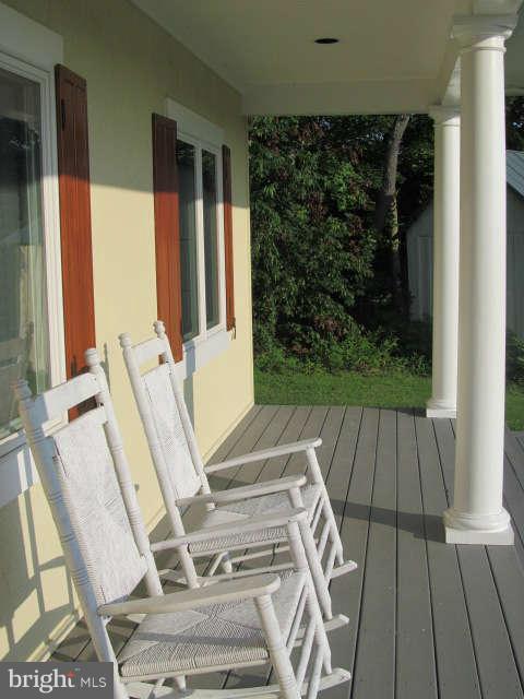 8054 Leeds Manor Road Marshall, VA 20115 - Photo 3 of 27 Exterior Front