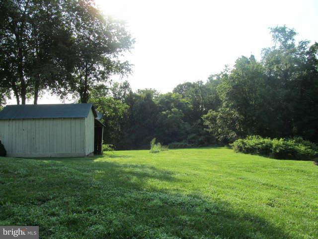 8054 Leeds Manor Road Marshall, VA 20115 - Photo 23 of 27 Exterior General