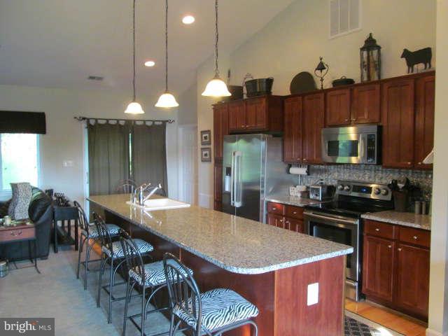 8054 Leeds Manor Road Marshall, VA 20115 - Photo 6 of 27 Kitchen
