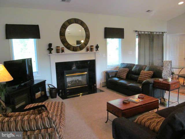 8054 Leeds Manor Road Marshall, VA 20115 - Photo 10 of 27 Family Room