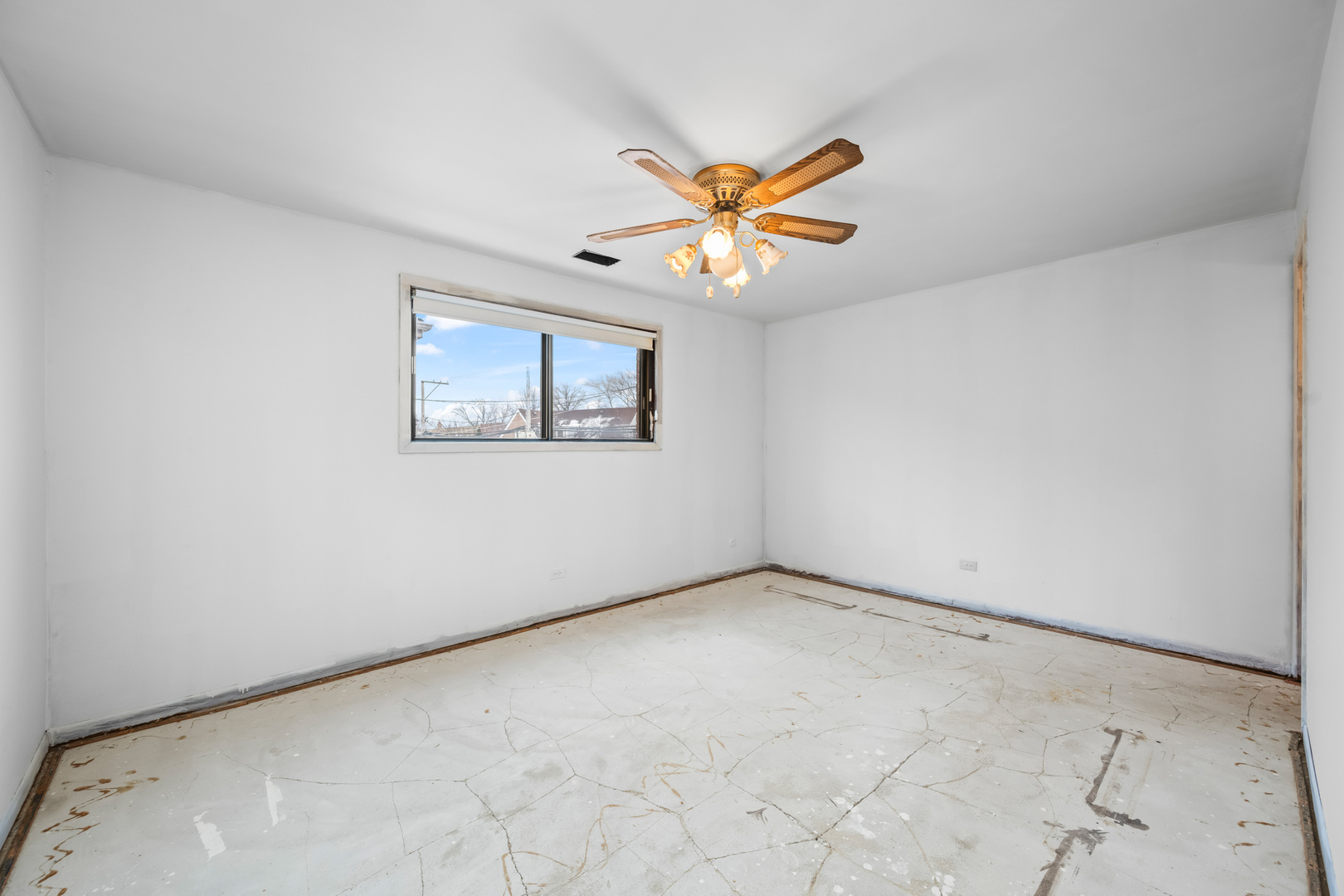 5819 West Higgins Avenue, Unit 2D Chicago, IL 60630 - Photo 8 of 11