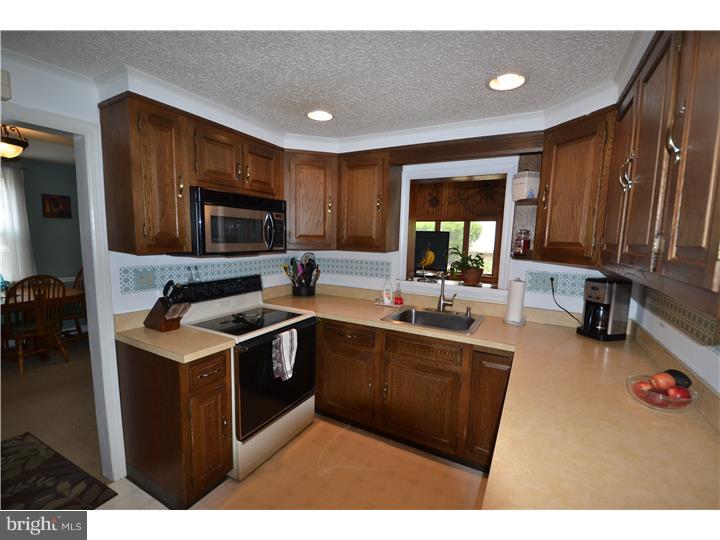 261 Ridgewood Road Springfield, PA 19064 - Photo 7 of 22